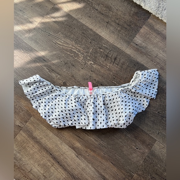 Victoria Secret Swim Top - Picture 1 of 1